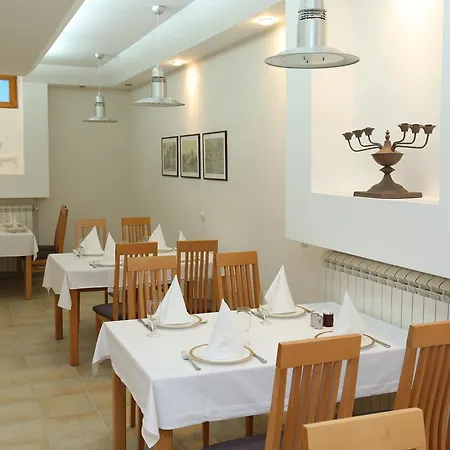 Garni Drina 3* Perucac